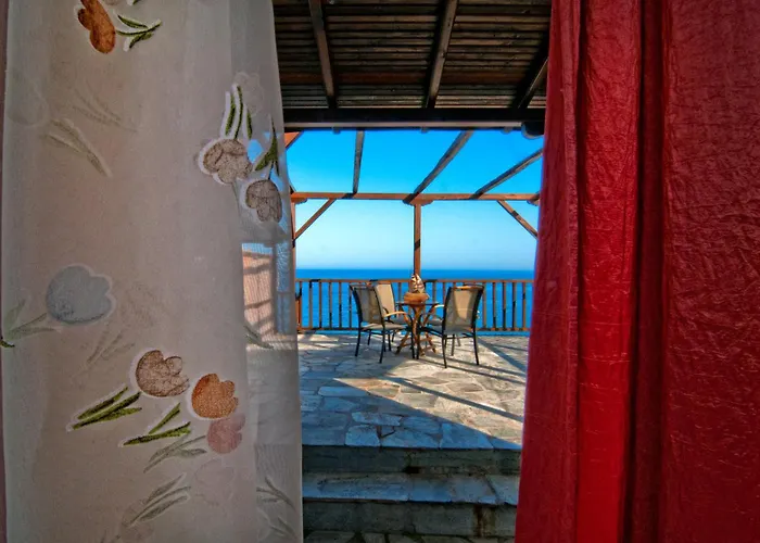 Flamingo Pelion خوريفتون